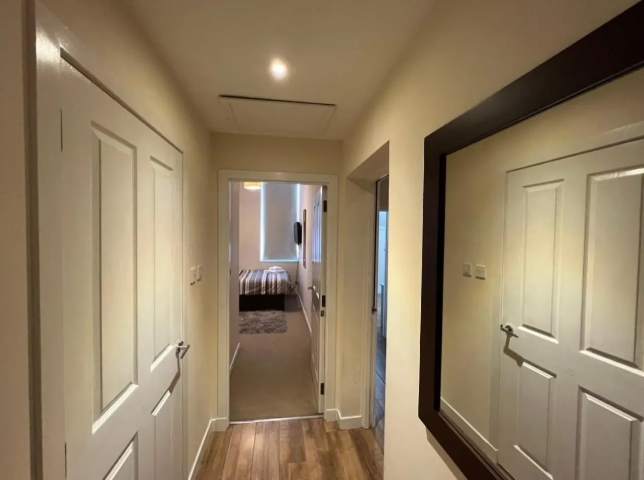 Two Bedrooms Well Equipped Flat-No Party Aberdeen Oda ve Kahvaltı