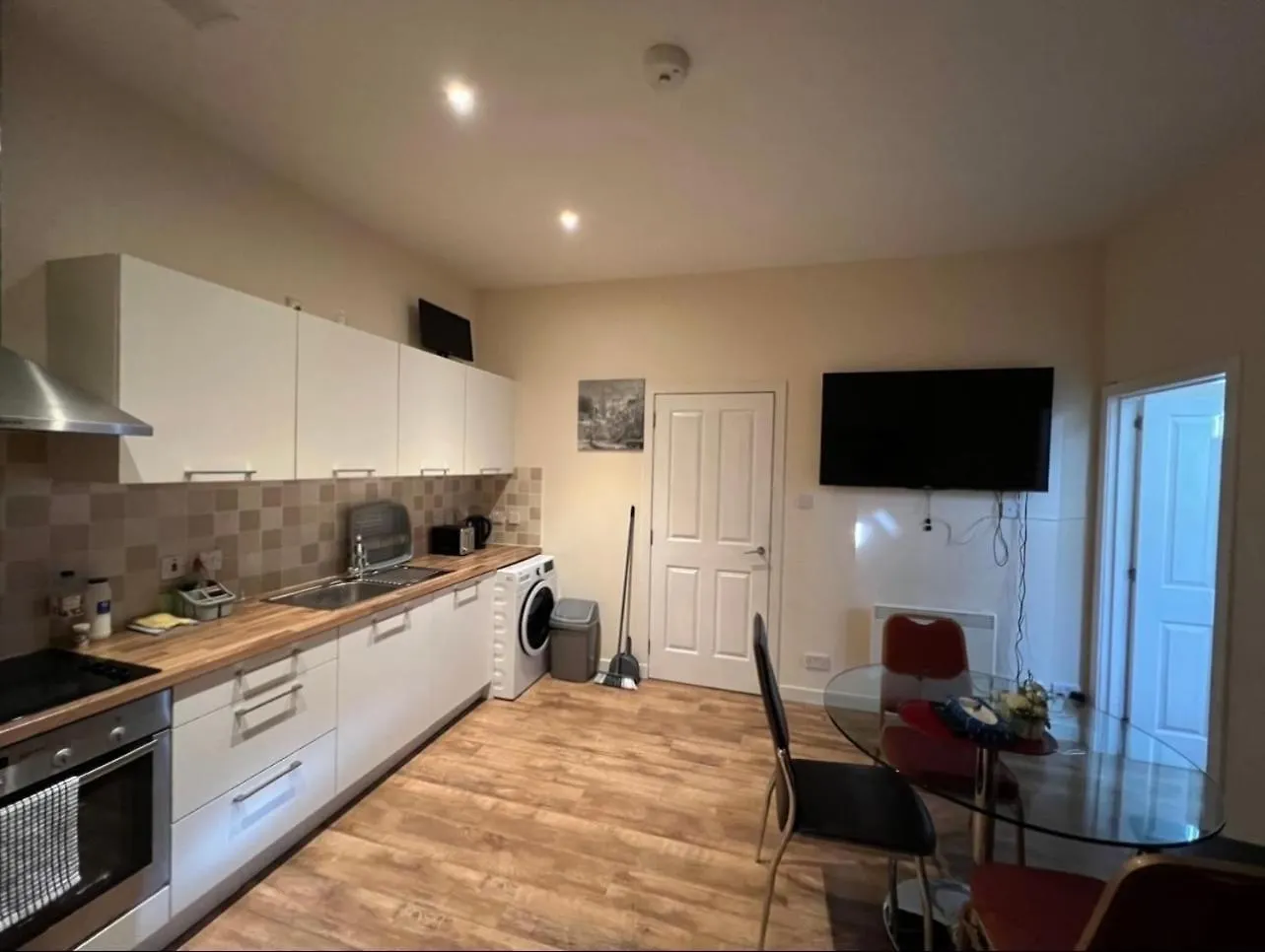 Two Bedrooms Well Equipped Flat-No Party Aberdeen 0*,